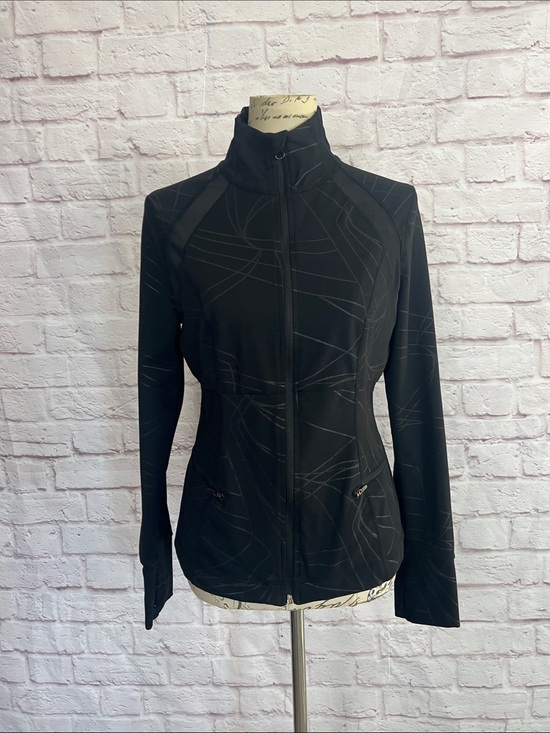 Zella Jackets & Blazers - Zella Black Patterned Zip-Front Performance Jacket